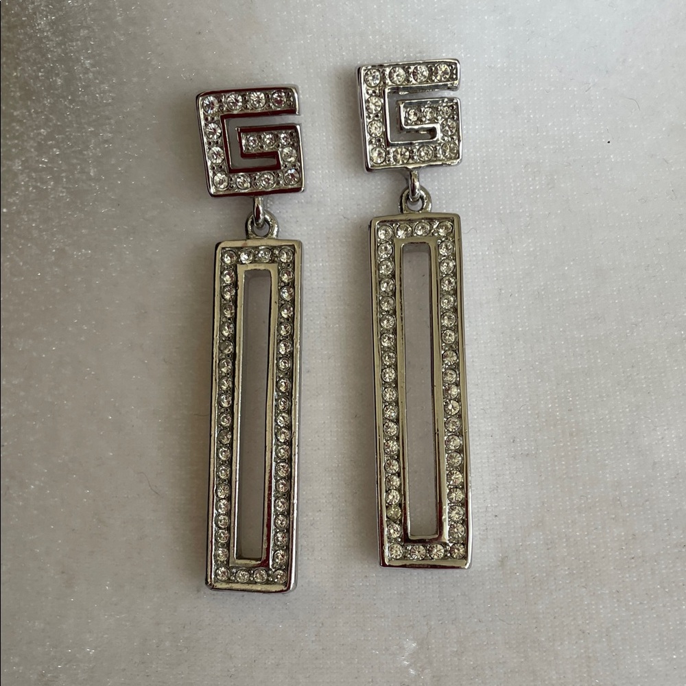 GIVENCHY G Logo Susan Caplan Silver Crystal Drop Post Statement Earrings - Picture 5 of 17